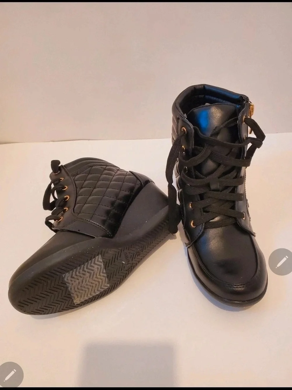 N/A stylish black